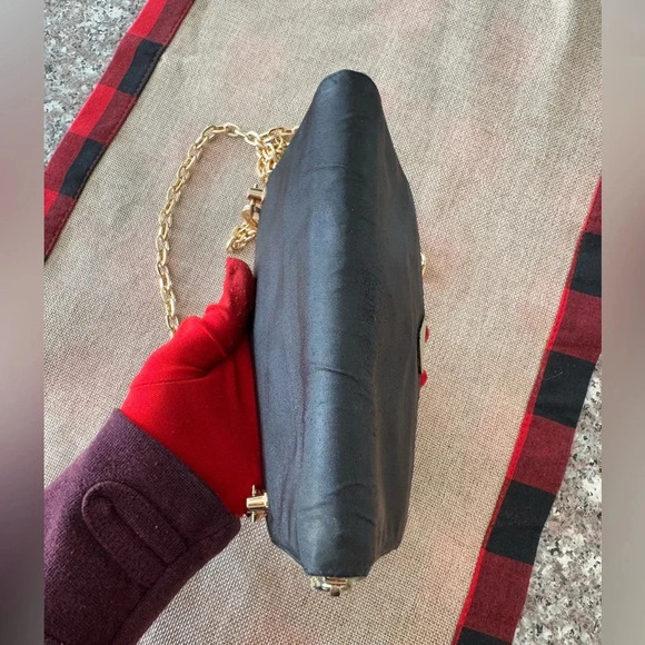 - Prada
Diagramme zippy long wallet - Picture 11 of 15